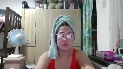 Snapshot of immaculate02 chatting on February 16, 6:43 am Immaculate02 online show from February 16, 6:43 am