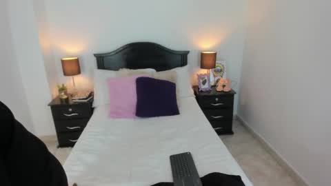 immiafoster online show from March 3, 10:05 pm