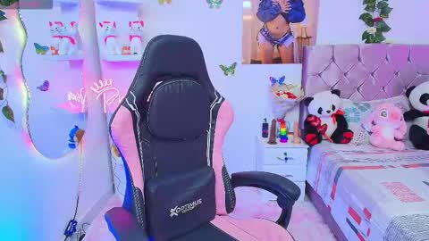 sofy online show from September 26, 11:45 pm