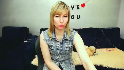 incredible_ariela online show from March 26, 10:17 am