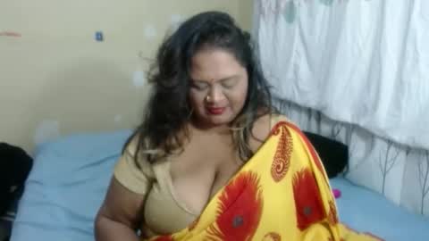 indianass38dd online show from October 29, 8:44 pm