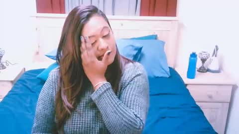 Amy online show from September 23, 11:14 pm