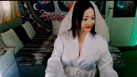indica_me online show from February 2, 6:34 am