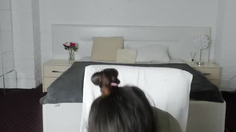 Ines Lyn online show from January 10, 5:05 am