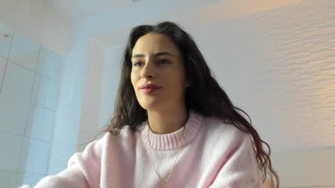 Ines Lyn online show from December 13, 5:38 am