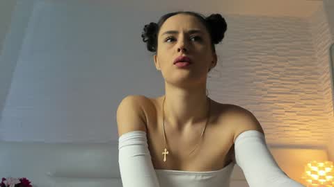 Ines Lyn online show from December 12, 5:42 am