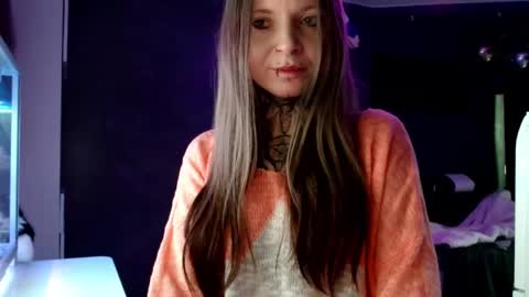 Snapshot of inesdesire chatting on January 23, 8:15 am InesDesire online show from January 23, 8:15 am