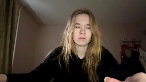 Sofia online show from April 25, 2:25 pm