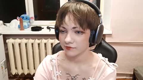 Keily online show from October 18, 7:04 pm