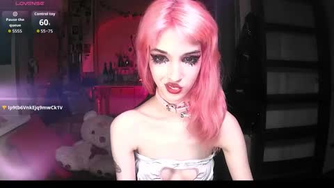 Snapshot of ink_pleasure chatting on October 17, 12:36 am Pleasure With Rita online show from October 17, 12:36 am