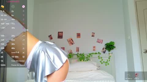 Mila Reef online show from May 31, 1:11 am