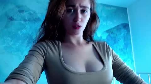 Lina online show from September 8, 2:49 pm