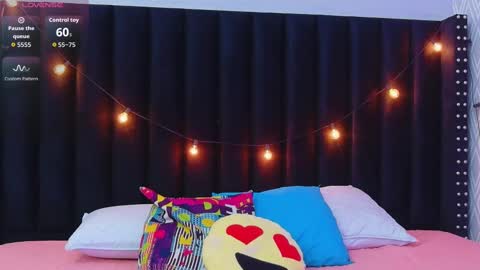 innocenthazel online show from October 26, 11:49 am