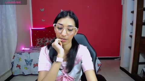 Snapshot of inocent_luna chatting on January 27, 12:12 am Luna moon online show from January 27, 12:12 am