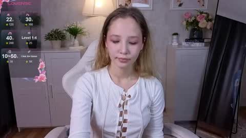 Snapshot of insaneinsomnia chatting on October 30, 9:44 am insaneinsomnia online show from October 30, 9:44 am