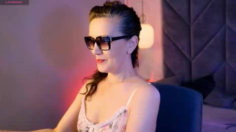 Irene online show from January 6, 1:04 pm