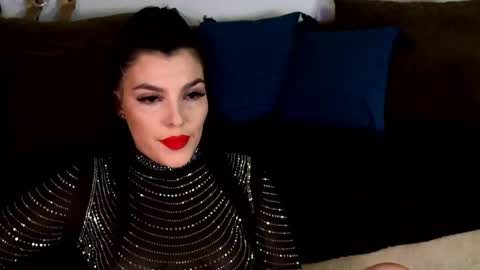 irennenoir online show from May 17, 6:18 pm