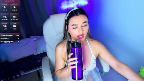 irisbeel online show from February 15, 7:51 am