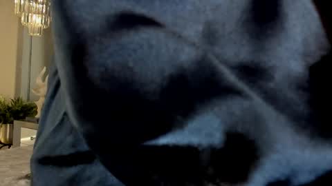    online show from April 8, 4:47 am