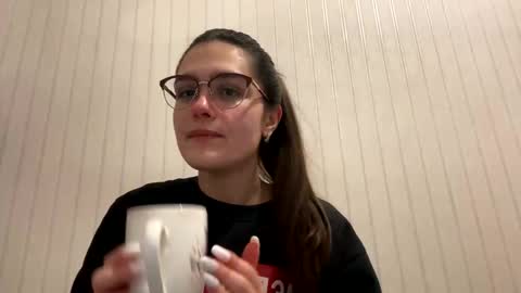 Snapshot of irisss31 chatting on February 6, 7:07 pm irisss31 online show from February 6, 7:07 pm