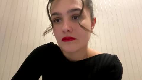 Snapshot of irisss31 chatting on March 8, 6:35 pm irisss31 online show from March 8, 6:35 pm