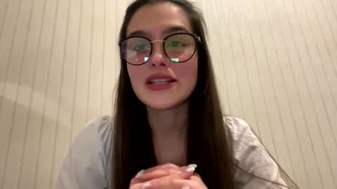 Snapshot of irisss31 chatting on February 27, 6:53 pm irisss31 online show from February 27, 6:53 pm