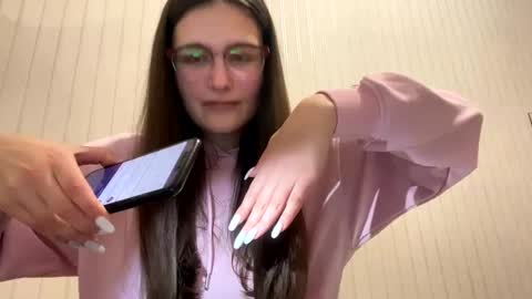 Snapshot of irisss31 chatting on January 15, 7:01 pm irisss31 online show from January 15, 7:01 pm