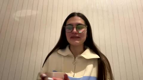 Snapshot of irisss31 chatting on February 22, 7:21 pm irisss31 online show from February 22, 7:21 pm