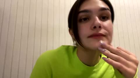 Snapshot of irisss31 chatting on December 17, 4:43 pm irisss31 online show from December 17, 4:43 pm