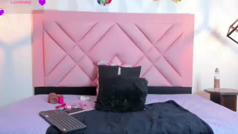 ISABELLA online show from June 27, 7:09 pm