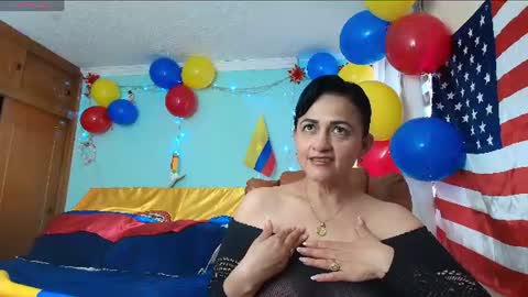 Isabeel Sofia online show from June 21, 8:13 pm