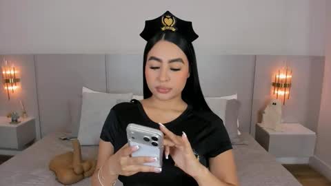 Isa online show from October 30, 4:04 am