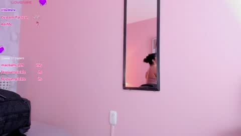 isabella__milf online show from April 6, 7:04 pm