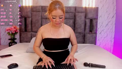 Isabella Arias online show from December 21, 3:58 am