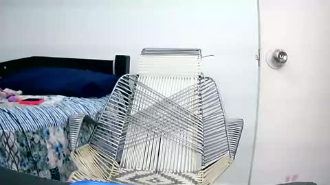 isabella online show from March 31, 6:35 am