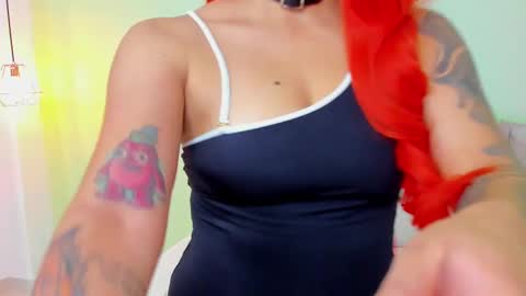 Isa online show from December 2, 6:08 pm