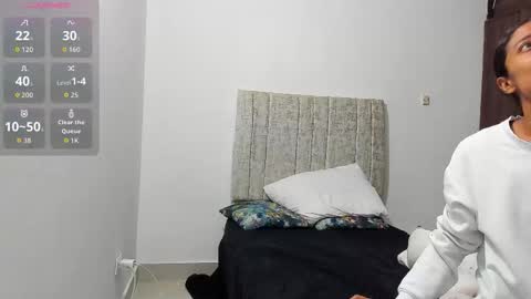 Isabella online show from February 19, 3:39 am