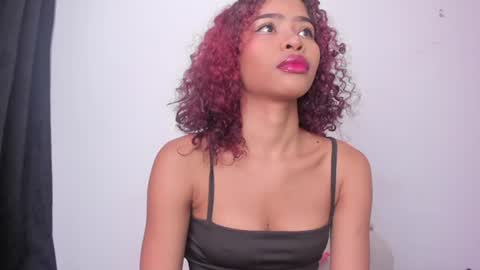 isabella online show from January 29, 12:43 am