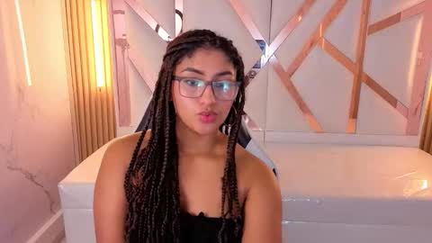 Isa online show from January 15, 8:48 pm