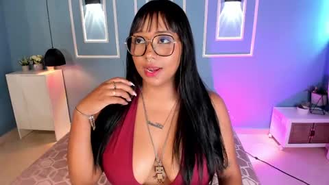 isabella zc online show from June 1, 6:09 pm