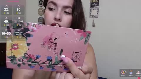 isabellaa_smith03 online show from October 2, 2:38 am