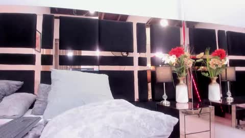 Isabella  online show from March 23, 10:38 pm