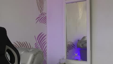   online show from March 14, 1:34 pm