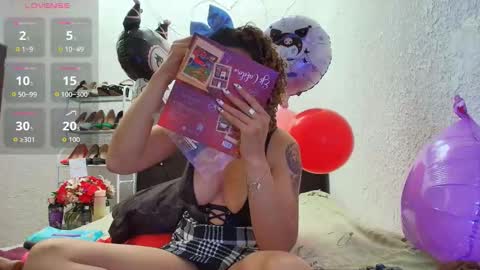 isabelle_sara online show from February 22, 5:58 pm