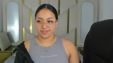 isabellrodriguez18 online show from November 29, 8:51 am