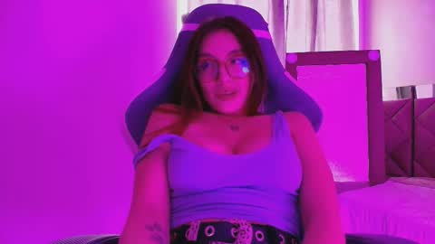 ISABELLA online show from February 10, 8:23 pm