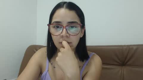 Emma online show from January 8, 3:21 am