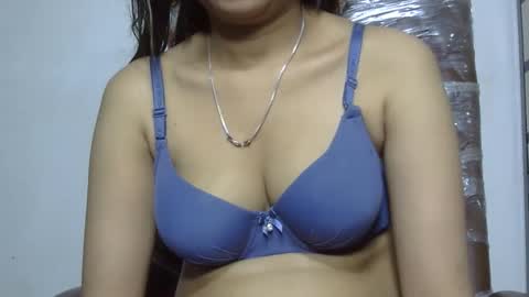 ishika_ishu online show from March 4, 6:03 pm