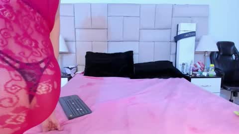 Pauli online show from November 7, 10:25 pm