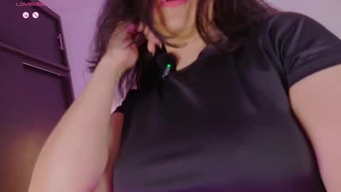 K A R I online show from March 21, 1:10 am